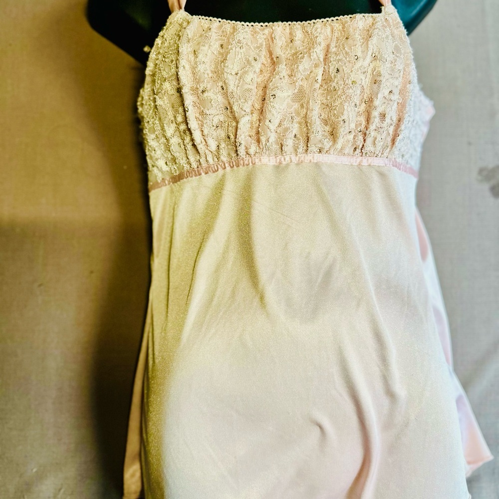 Elegant  Light Pink Lace and sparkly chest Camisole